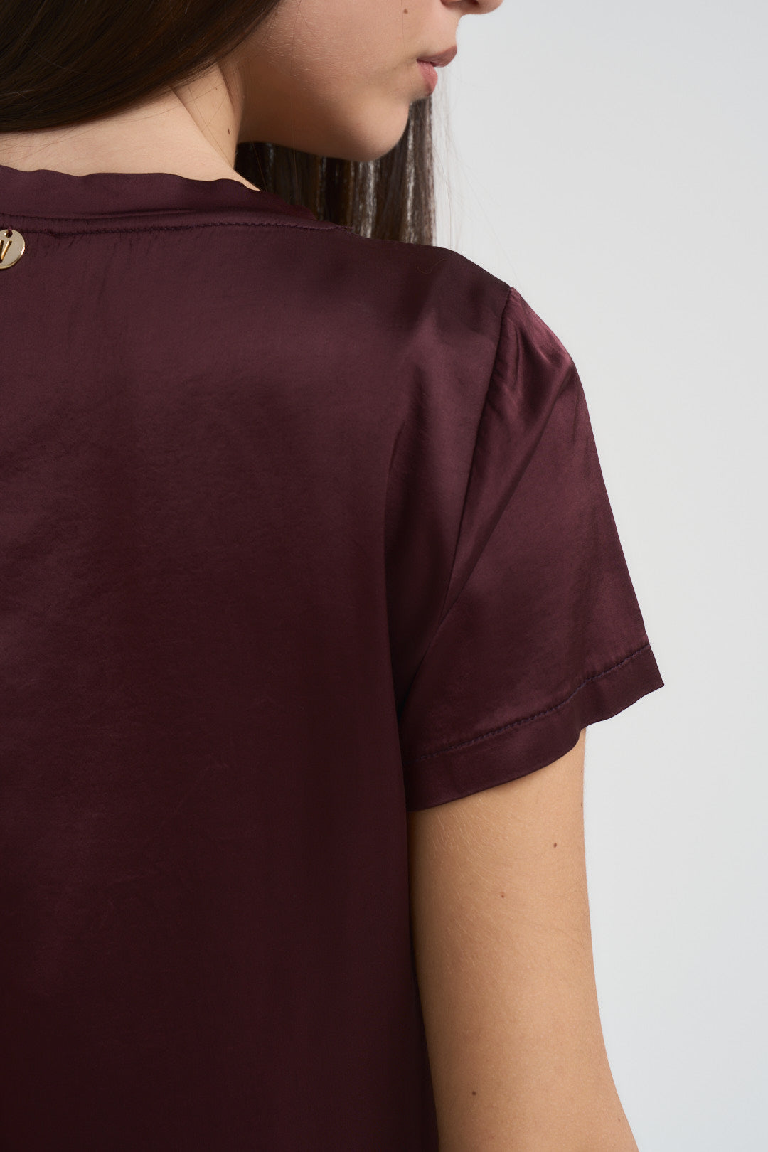 T-shirt donna girocollo satinata bordeaux FA705B 97QBRUNELLO VITTO 