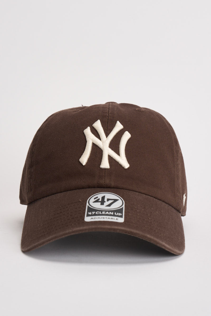 Cappello uomo New York Yankees cioccolato 15121369 BROWN 47 Brand 
