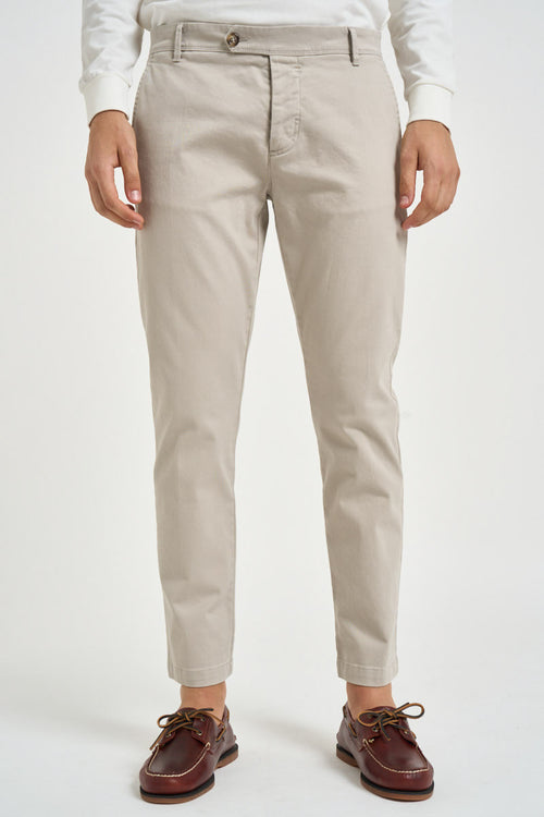Pantalone uomo chino grigio chiaro - 1