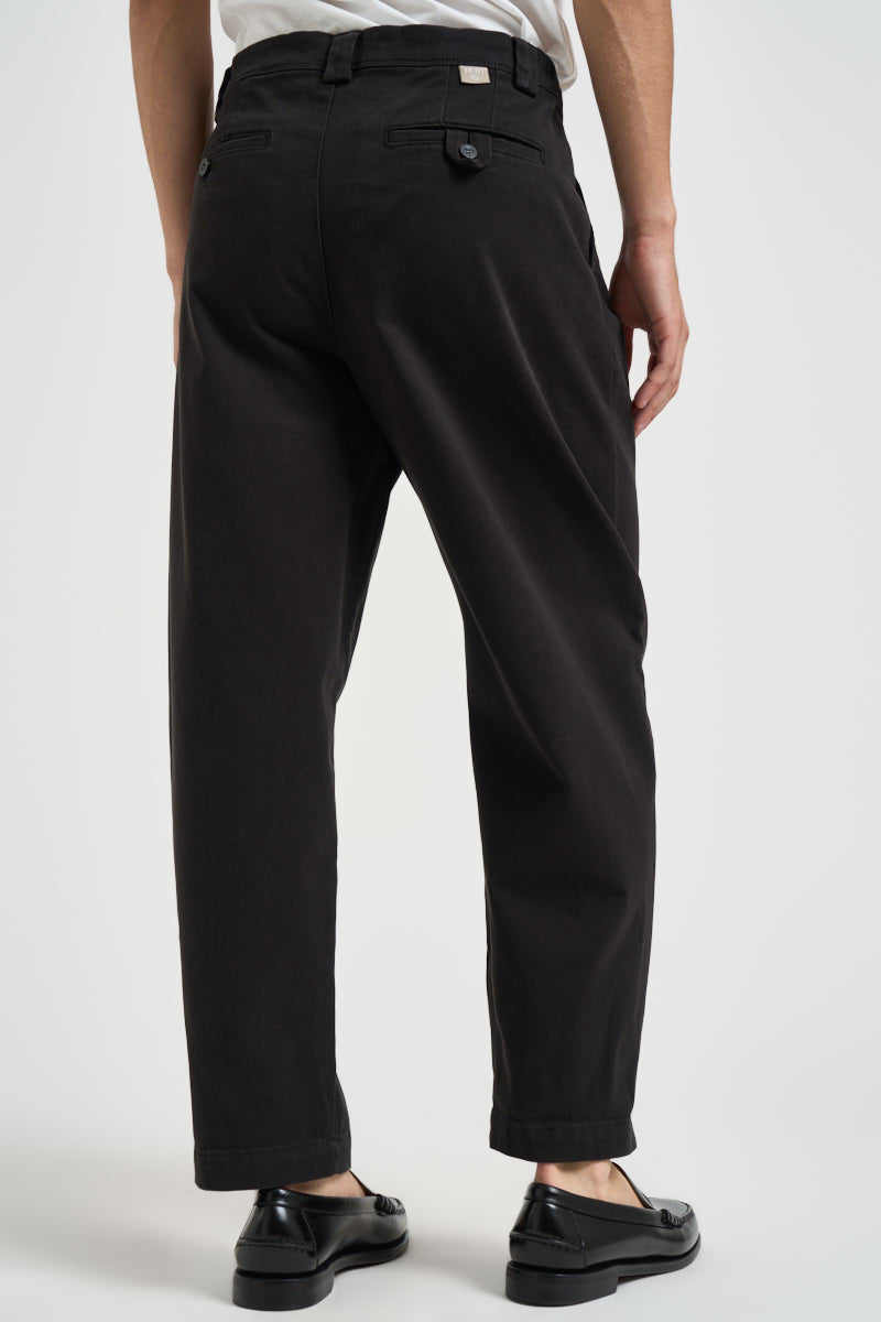 Pantalone uomo con pinces in cotone nero 2788Y ACCIAIONERO ALTA TENSIONE 
