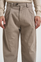 Pantalone uomo con pinces in cotone tortora 2788Y ACCIAIOTORTORA ALTA TENSIONE 