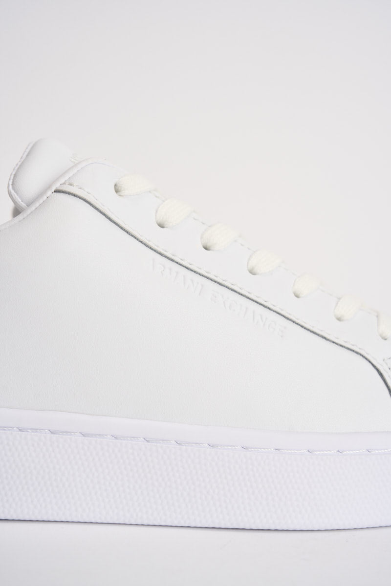 Sneakers uomo bianche XM000141 AF11912U0002 ARMANI EXCHANGE 
