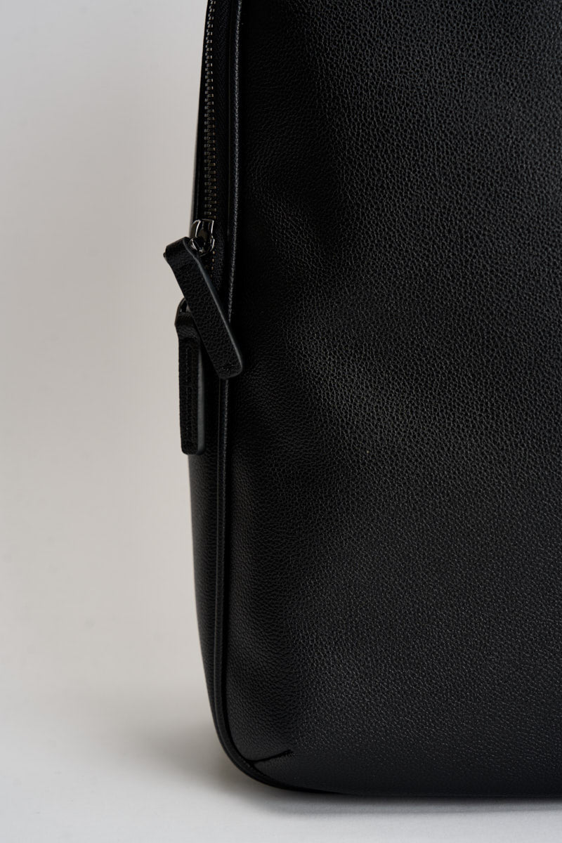 Zaino uomo in similpelle nero XM002582 AF22651UC001 ARMANI EXCHANGE 