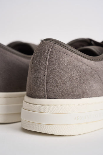 Sneakers uomo in suede grigio tortora - 7