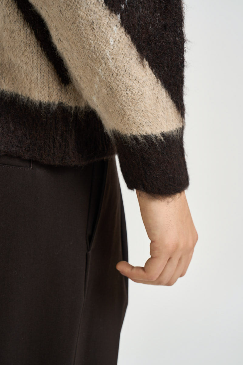 Maglione uomo girocollo con rombi beige e marrone 262268 134 BERNA 