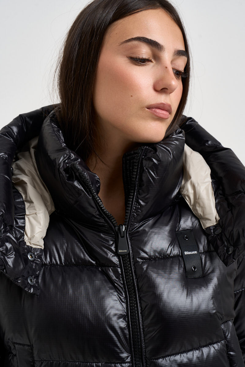 Piumino donna Gloria cropped lucido nero 26WBLDC02071 999 BLAUER 