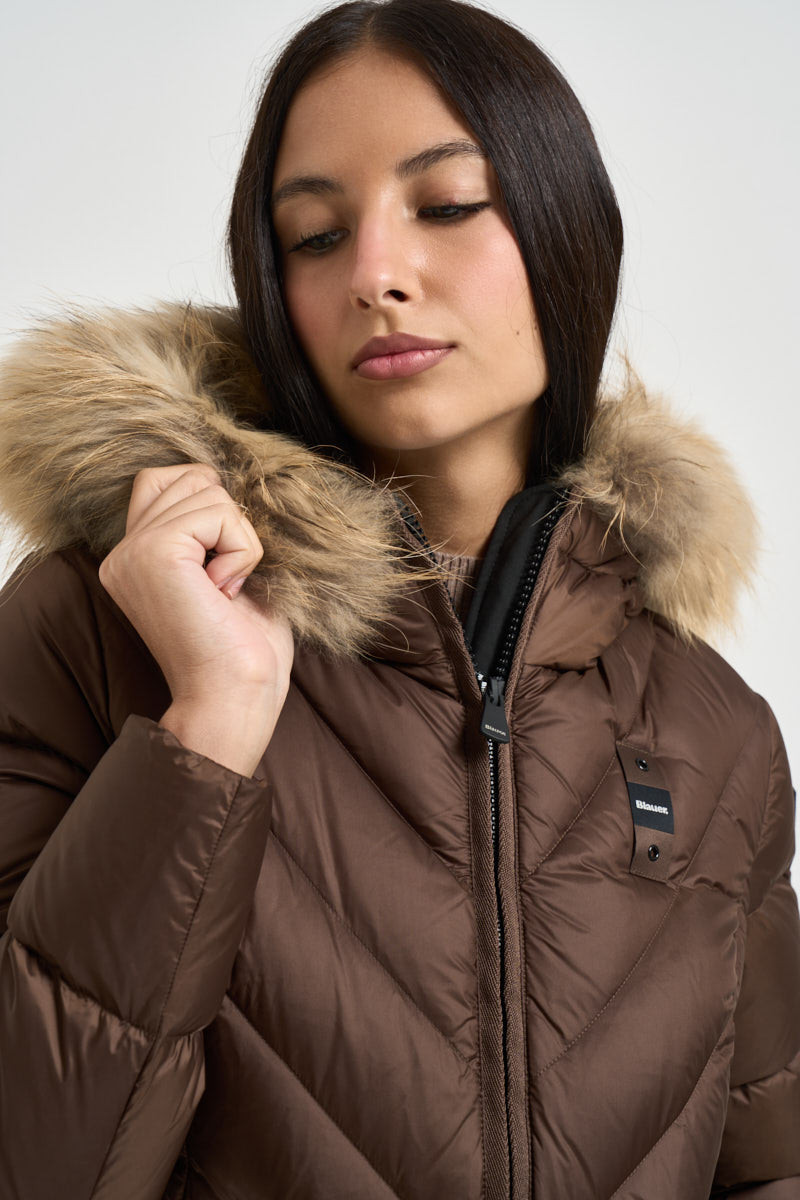 Piumino donna trapuntato con cappuccio marrone 26WBLDC03041 30B BLAUER 