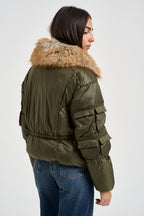 Piumino donna corto con tasche a patta verde militare G226438W OLNI CANADIAN 