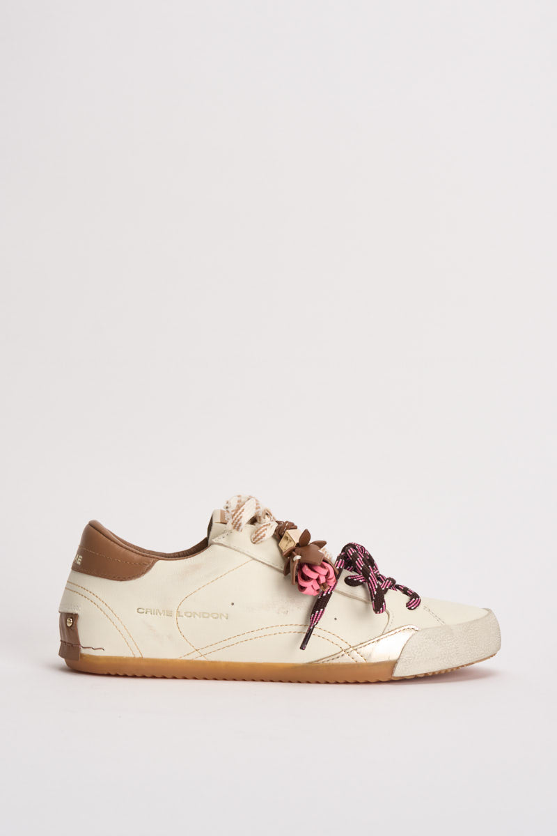 Sneakers donna con ciondolo panna 23603 10 CRIME LONDON 