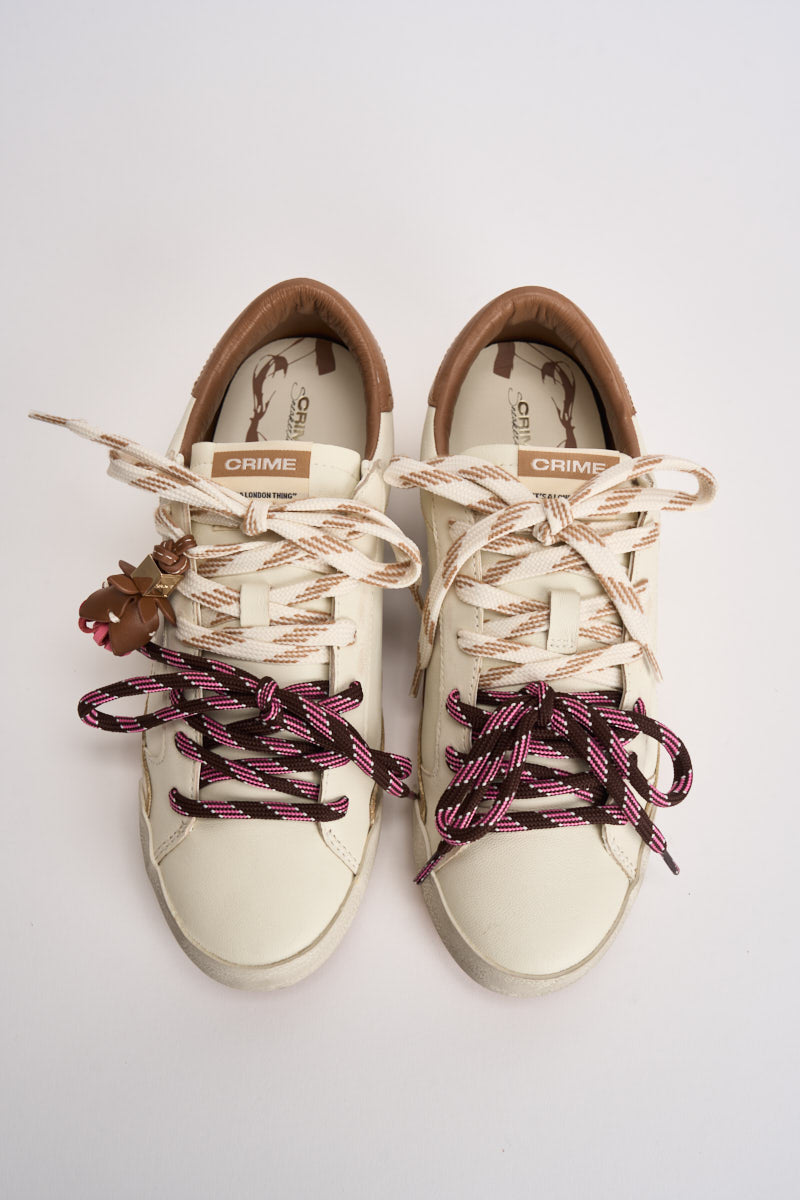 Sneakers donna con ciondolo panna 23603 10 CRIME LONDON 