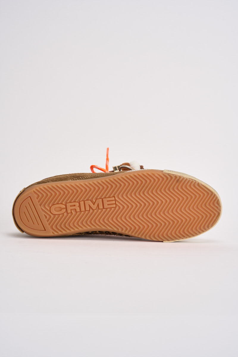 Sneakers donna con dettaglio pendente tabacco 23605 60 CRIME LONDON 