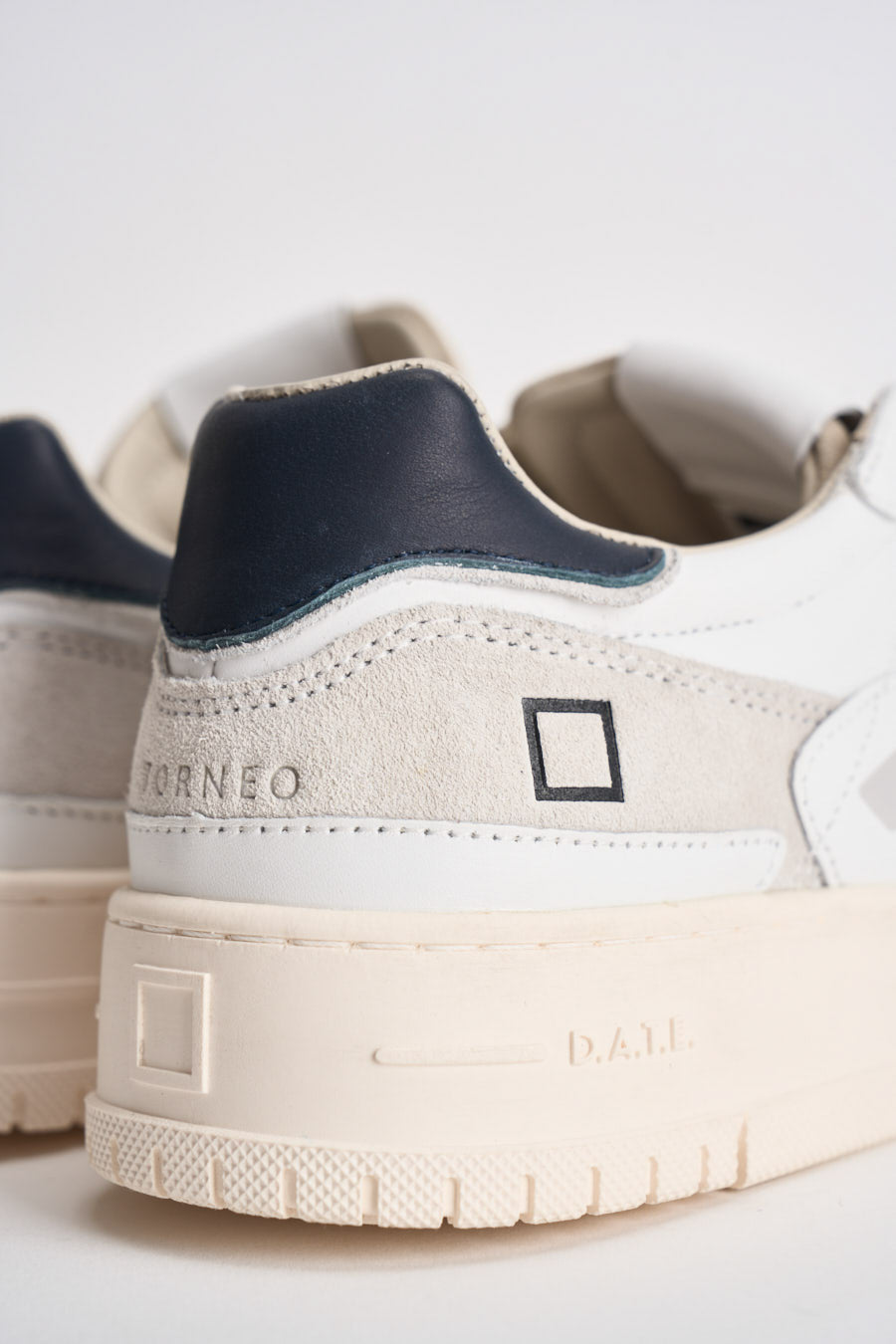 Sneakers uomo Torneo bianche, beige e blu M451 TPCAWL D.A.T.E. 
