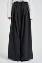 Pantaloni donna sartoriali ampi con pinces grigio antracite 0194 GRIGIO ELEH 