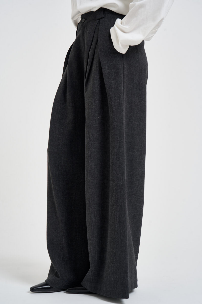 Pantaloni donna sartoriali ampi con pinces grigio antracite 0194 GRIGIO ELEH 