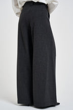 Pantaloni donna sartoriali ampi con pinces grigio antracite 0194 GRIGIO ELEH 