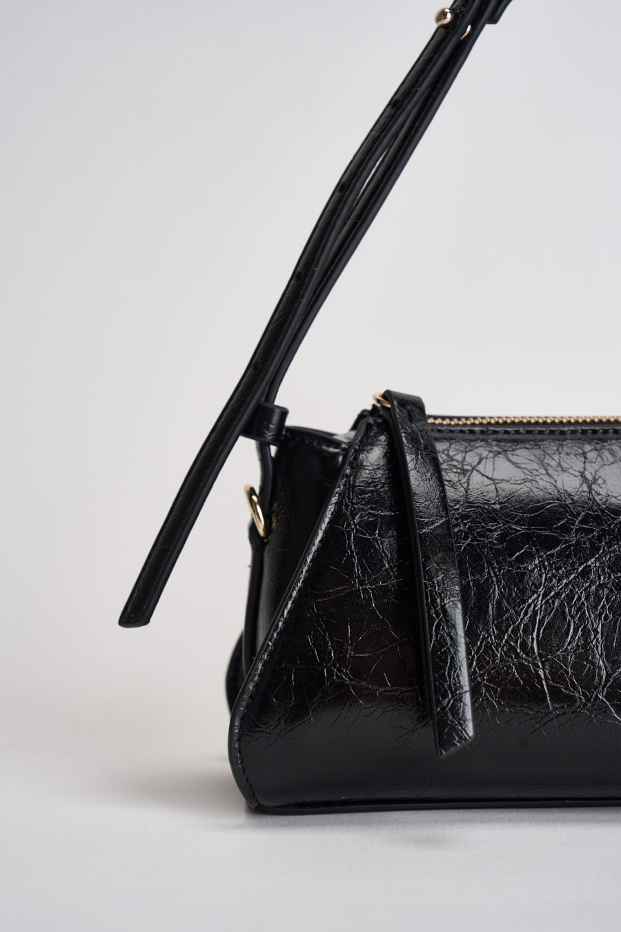 Borsa donna lucida nera HWTC9731720 BLACK GUESS 