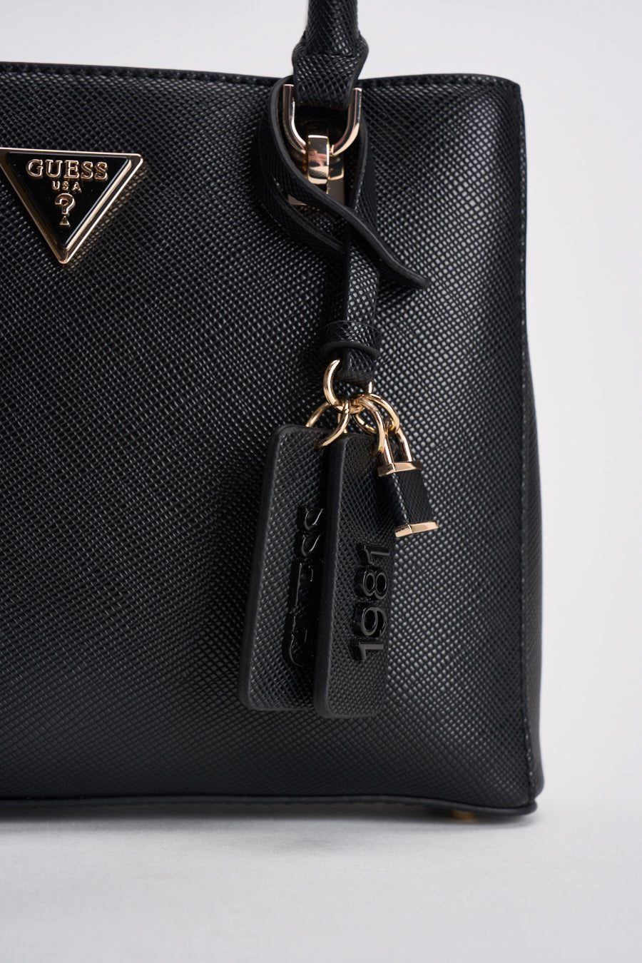 Borsa donna a mano Noelle nera HWZG9672050 BLACK GUESS 