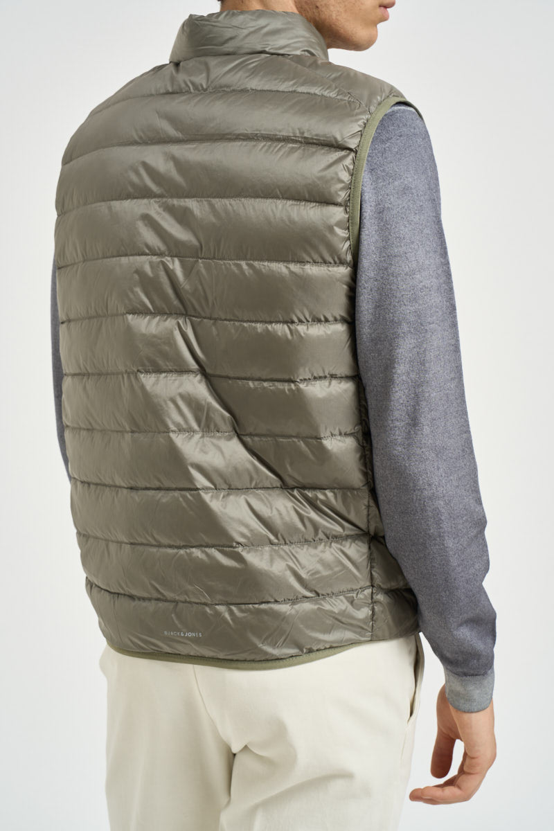 Gilet uomo piumino verde salvia 12299061 VETIVER JACK & JONES 