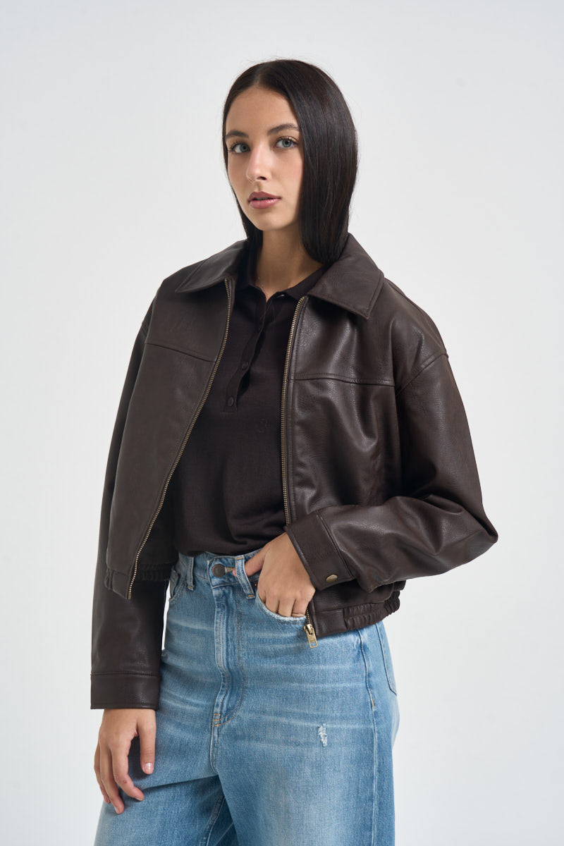 Giacca donna cropped in ecopelle marrone 12298848 DEMITASSE JJXX 