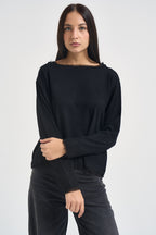 Maglia donna collo sfrangiato nera SI1NT009 0001 KAOS 