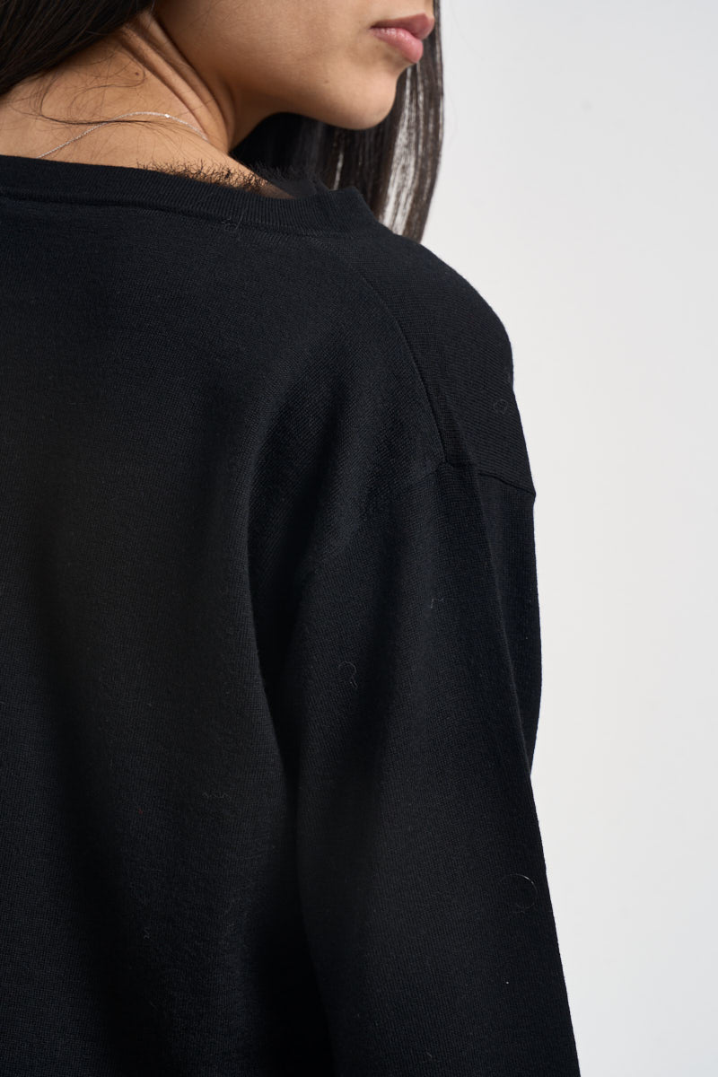 Maglia donna collo sfrangiato nera SI1NT009 0001 KAOS 