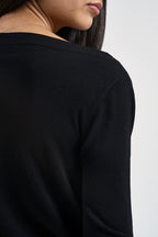 Maglia donna con scollo a barca nera SI1NT043 0001 KAOS 
