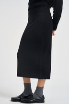 Gonna donna in maglia nera SIKT031 0001 KAOS 