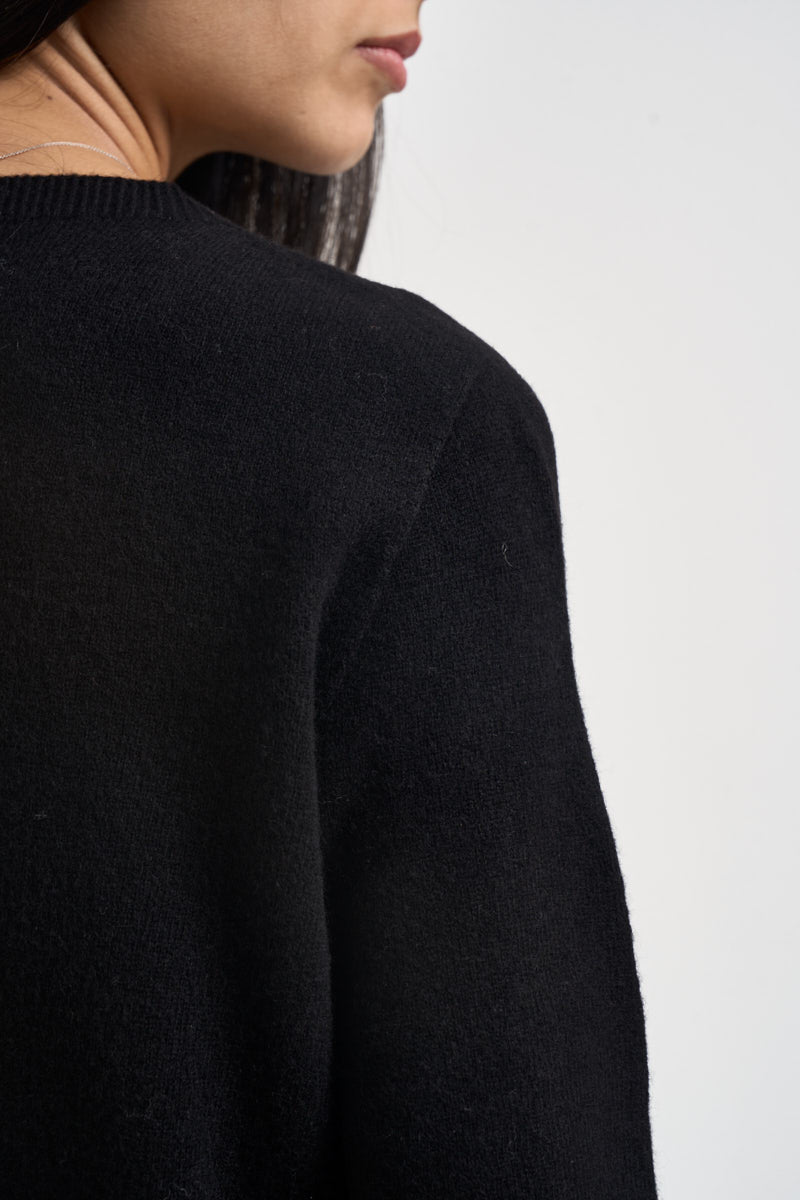 Cardigan donna girocollo con bottoni nero SIKT039 0001 KAOS 