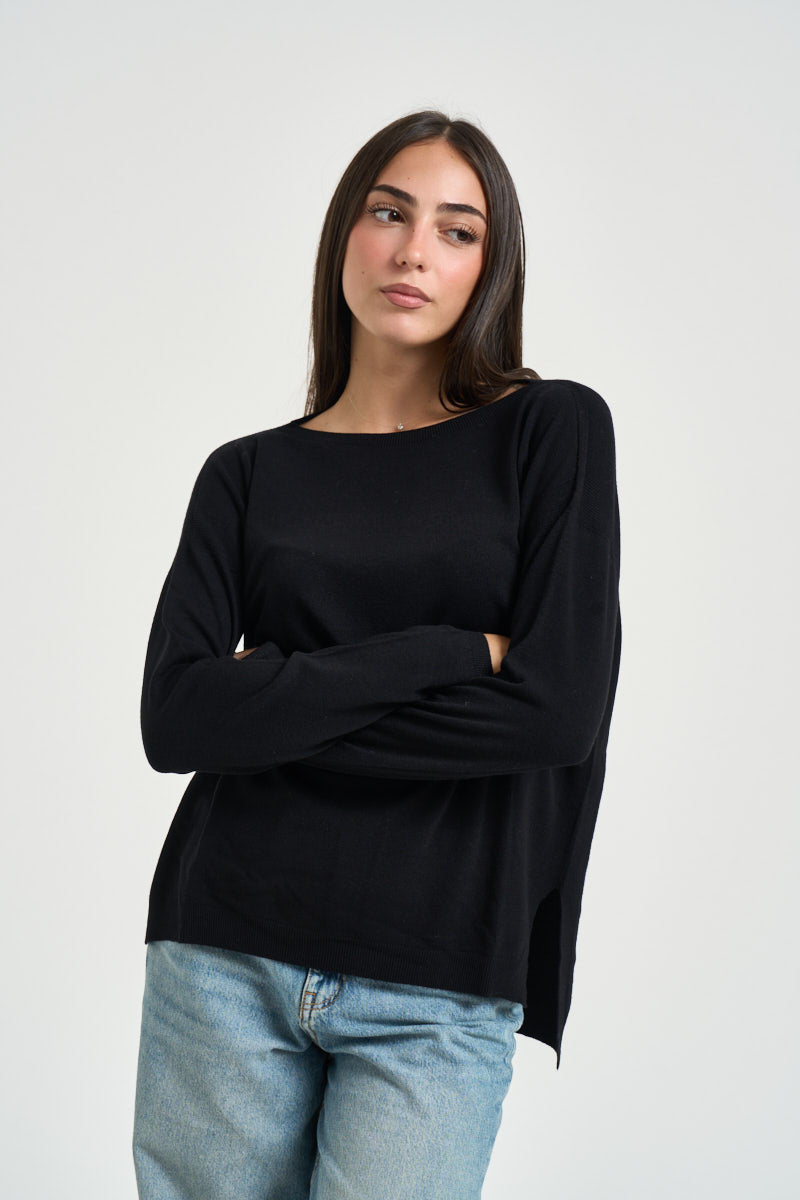Maglia donna con spacchetti laterali nera 3M1700 NERO KONTATTO 