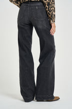 Jeans donna gamba ampia nero slavato UF6068 DS0818L504 LIU JO 