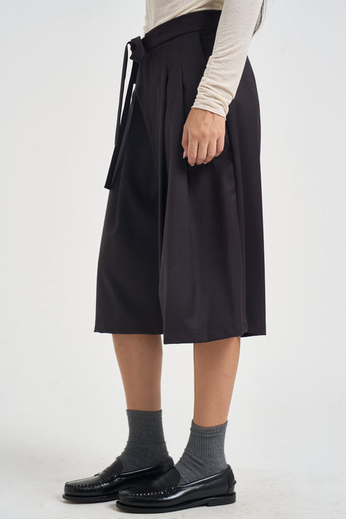 Bermuda donna sartoriale testa di moro 714 MORO LOKITA MILANO 