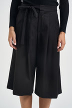 Bermuda donna sartoriale nero 714 NERO LOKITA MILANO 