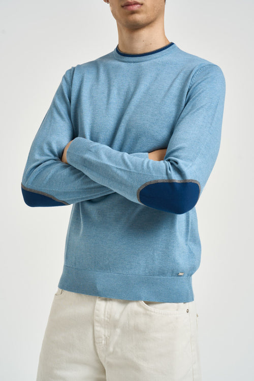 Maglia uomo girocollo con toppe azzurra - 2