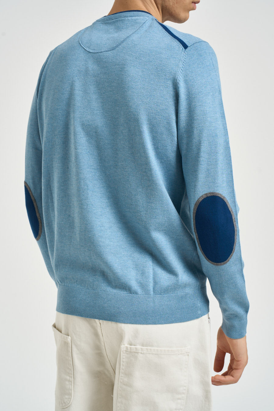 Maglia uomo girocollo con toppe azzurra MK20028 CARTADAZUCCHERO MARKUP 