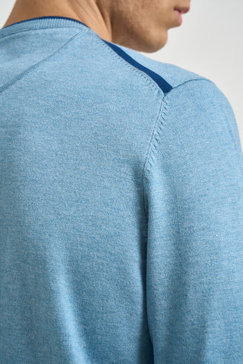 Maglia uomo girocollo con toppe azzurra - 5