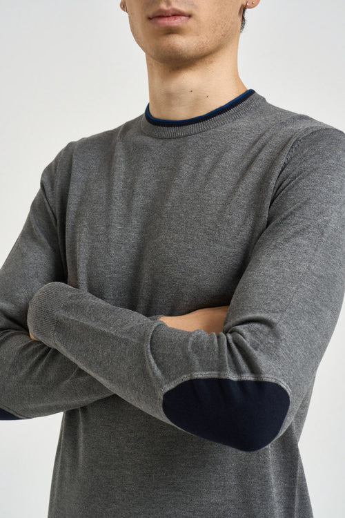Maglia uomo girocollo con toppe grigio - 2
