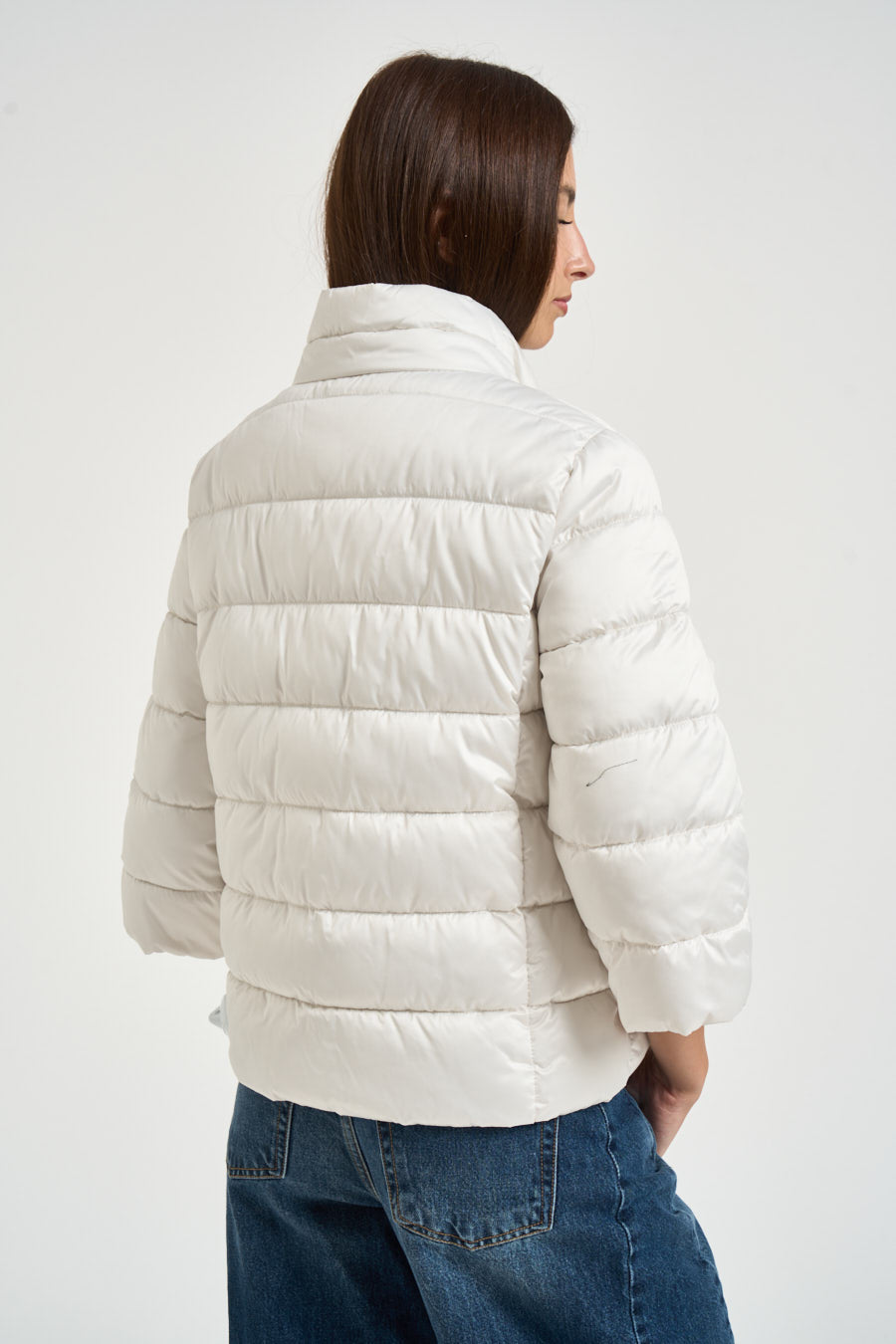 Piumino donna corto bianco MW2640015 LATTE MARKUP 