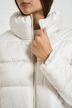 Piumino donna con collo alto bianco MW2640029 LATTE MARKUP 