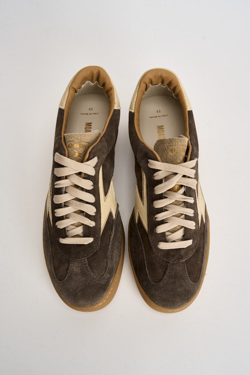 Sneakers uomo basse in pelle scamosciata marroni CL178 TAUPE MOACONCEPT 