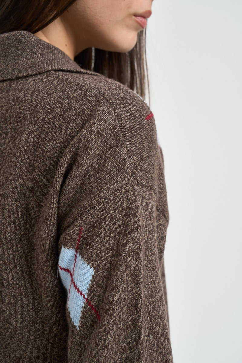 Polo donna in maglia a rombi marrone D82468 MORO MOTEL 