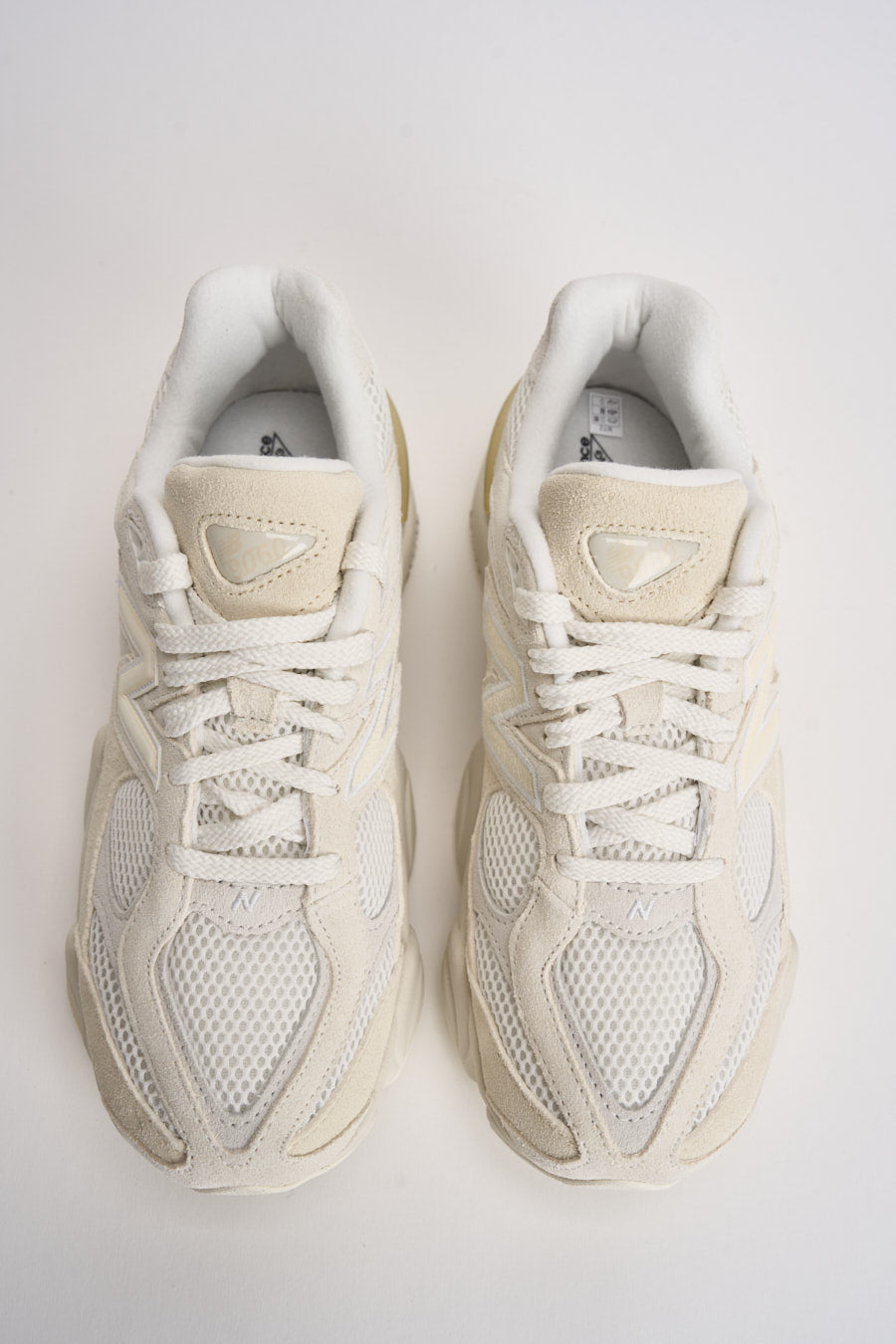 Sneakers uomo 9060 bianche e panna GC9060 ER NEW BALANCE 