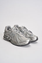 Sneakers uomo 1906R grigio e argento M1906 AG NEW BALANCE 