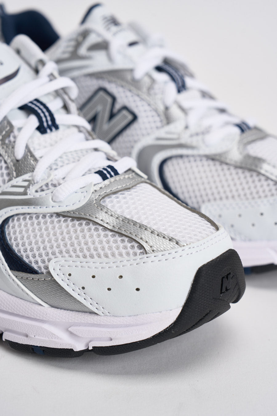 Sneakers donna 530 bianche e blu NBMR530 SG NEW BALANCE 