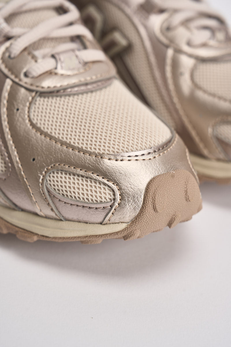 Sneakers donna con dettagli metallizzati beige U204 LCMB NEW BALANCE 