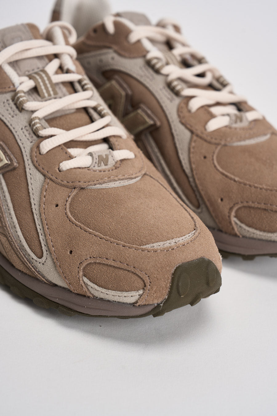 Sneakers donna 2002R marrone U204 LMMA NEW BALANCE 