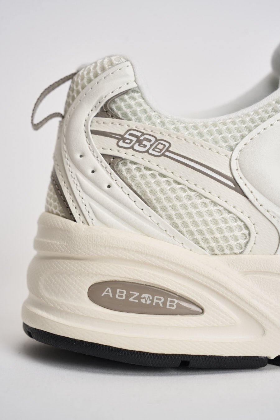 Sneakers donna 530 bianche e tortora U530 CSB NEW BALANCE 