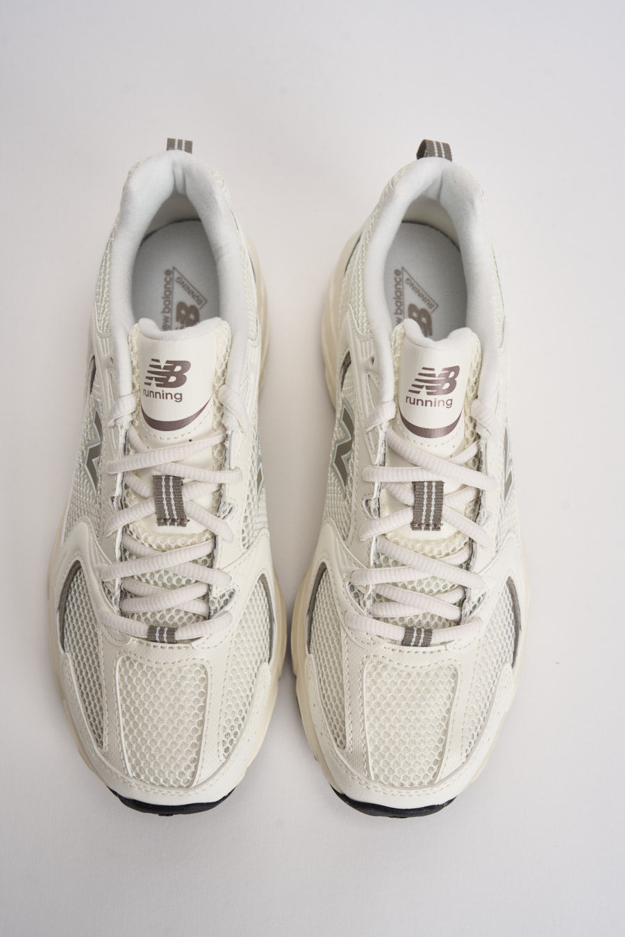 Sneakers donna 530 bianche e tortora U530 CSB NEW BALANCE 