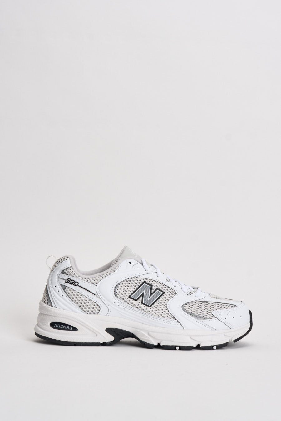 Sneakers uomo 530 bianche e nere U530. KLB NEW BALANCE 
