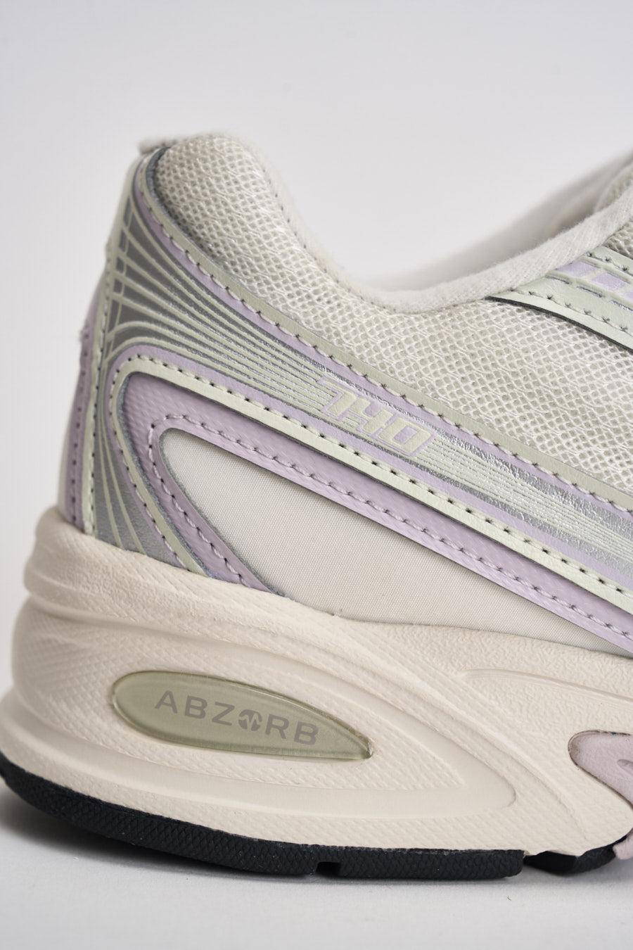 Sneakers donna 530 panna e lilla U740 2F3 NEW BALANCE 
