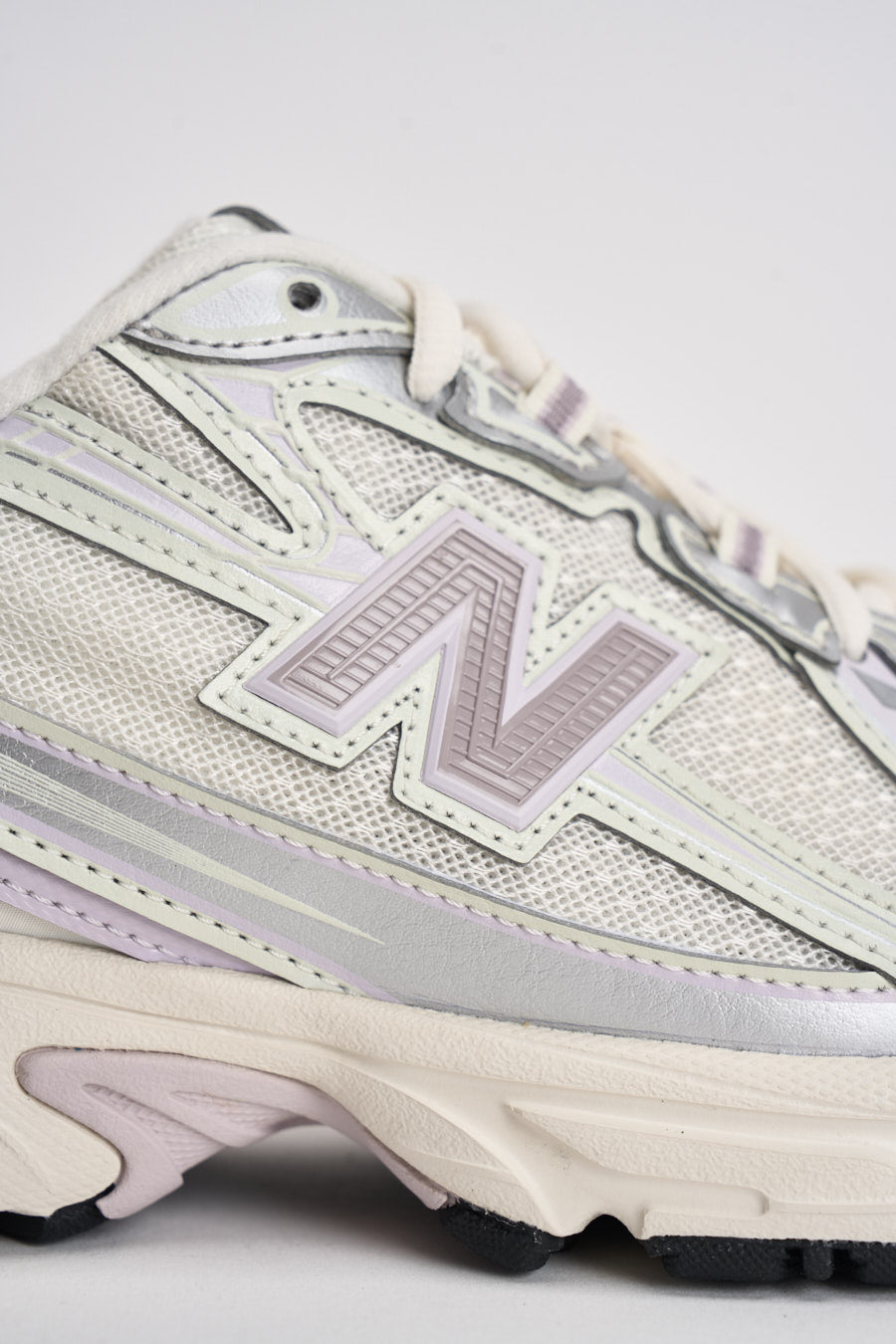 Sneakers donna 530 panna e lilla U740 2F3 NEW BALANCE 
